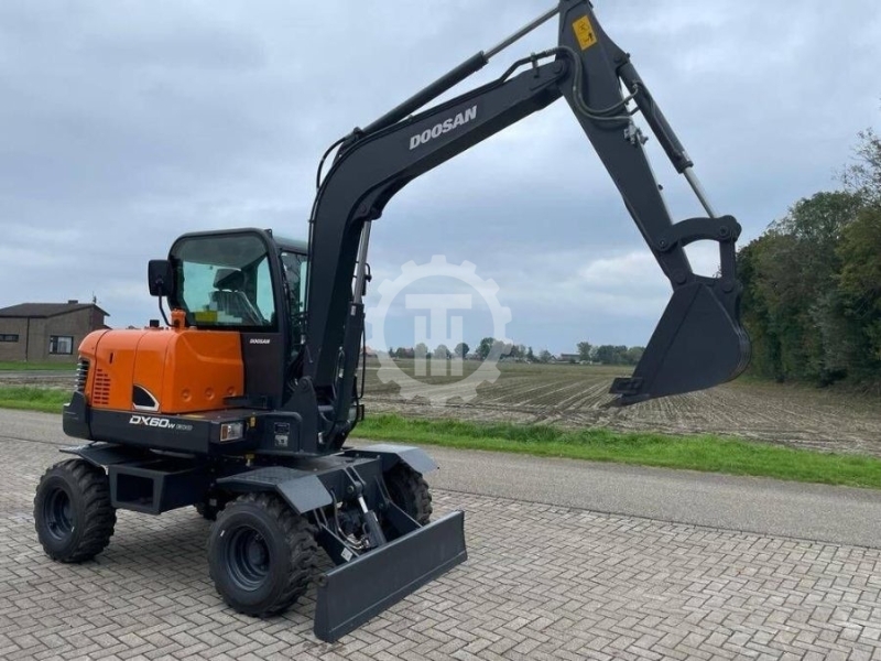 Used Doosan DX60W for Sale