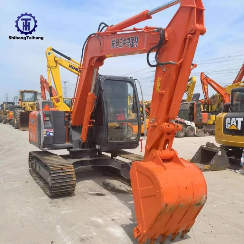 Продается б/у HItachi ZX70