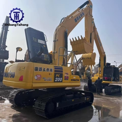 Продается б/у Komatsu 200 .
