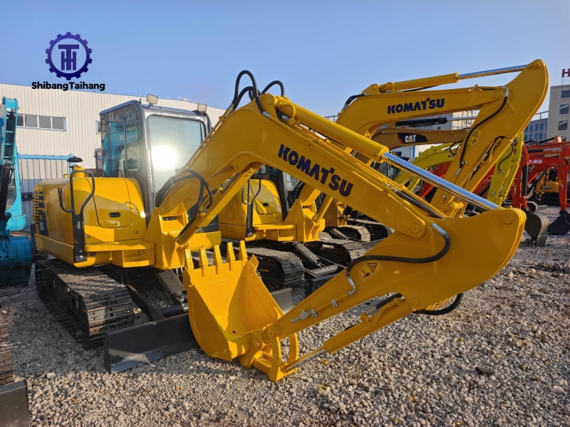 Excavadora Komatsu PC56 usado en venta 5