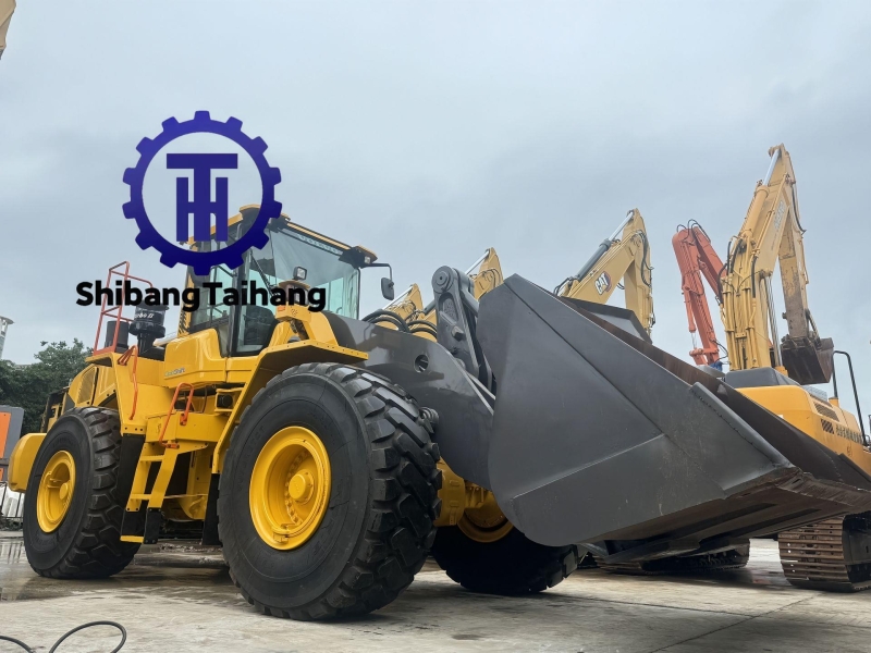 Chargeuse Volvo L180G d'occasion