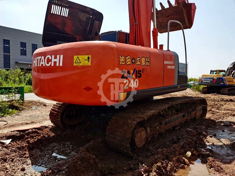 Used HITACHI ZX240 for Sale