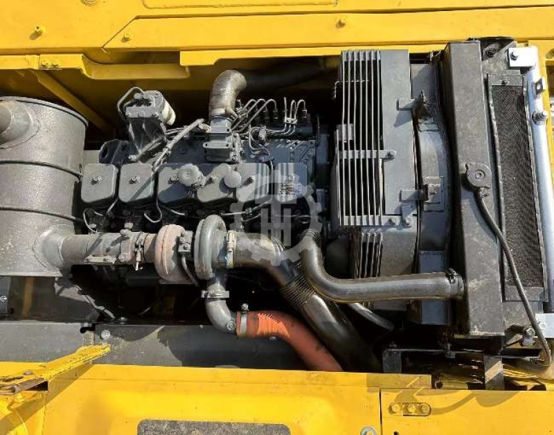 Used Komatsu PC220 for sale 2