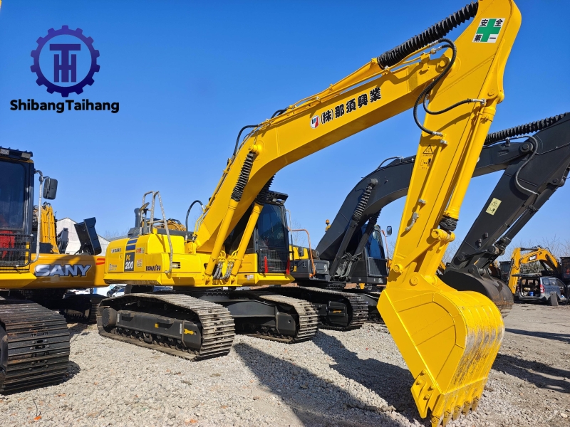 Excavadora Komatsu PC200 usado en venta 4