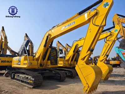 Excavadora Komatsu PC220 de segunda mano en venta