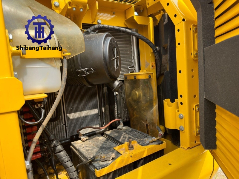 Excavadora Komatsu PC120 usado en venta 2