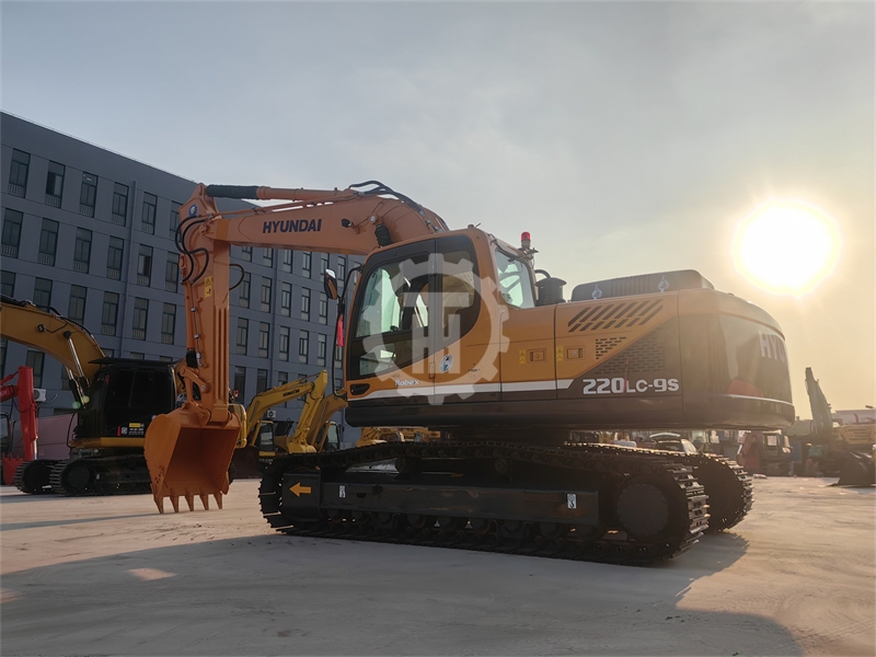 Used Hyundai 220 for Sale