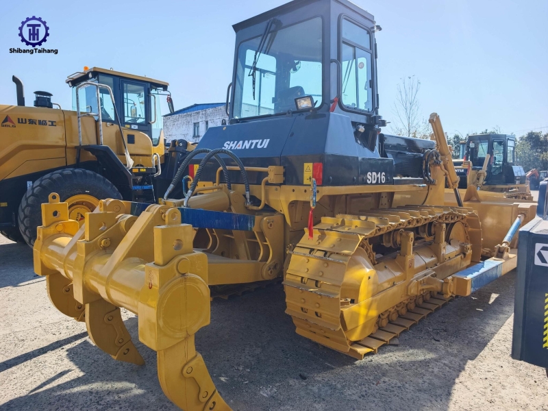 Бульдозер б/у Shantui SD16 в продаже