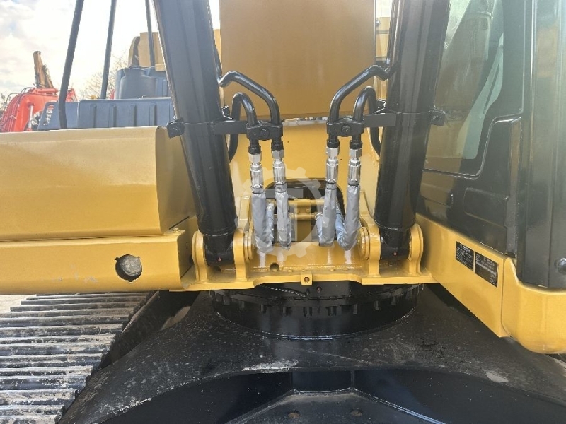 Used Caterpillar 320GC for sale 3