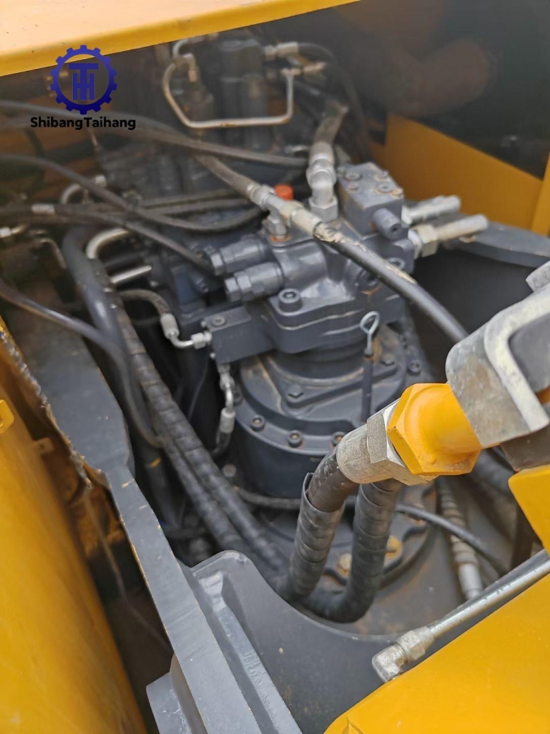 XCMG 215 مستعمل للبيع