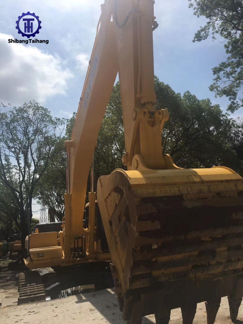 Komatsu PC450 d'occasion à vendre 2