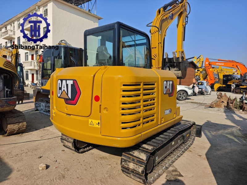 Caterpillar 306 d'occasion à vendre