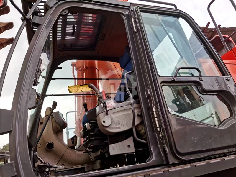 Used Hitachi ZX670 for Sale