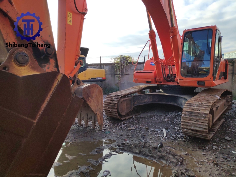 Excavadora Doosan DH370 Usada en venta