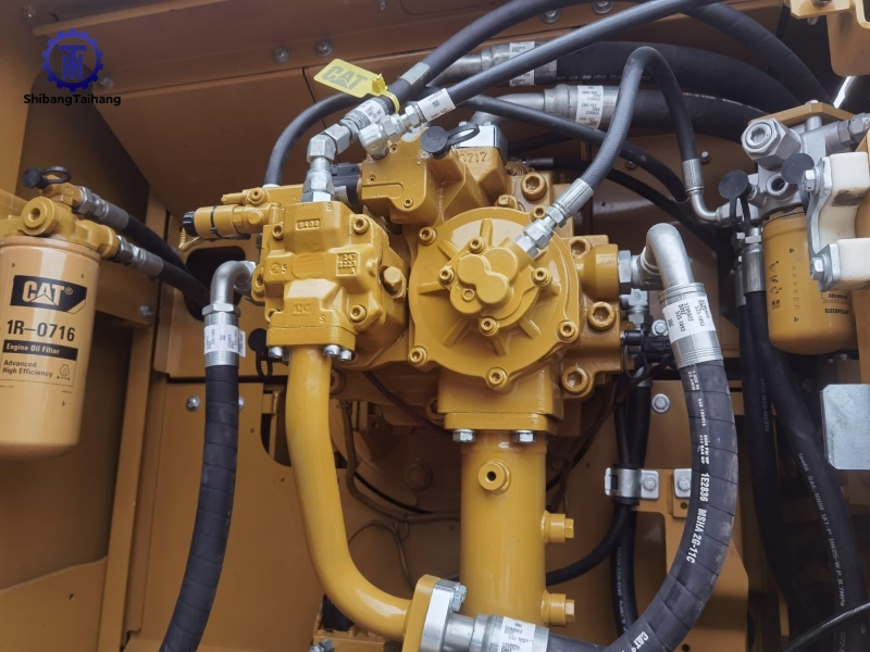 Продается б/у Caterpillar 349