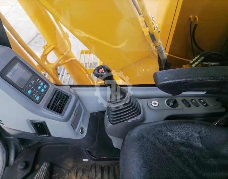 Used Komatsu PC130 for sale 4