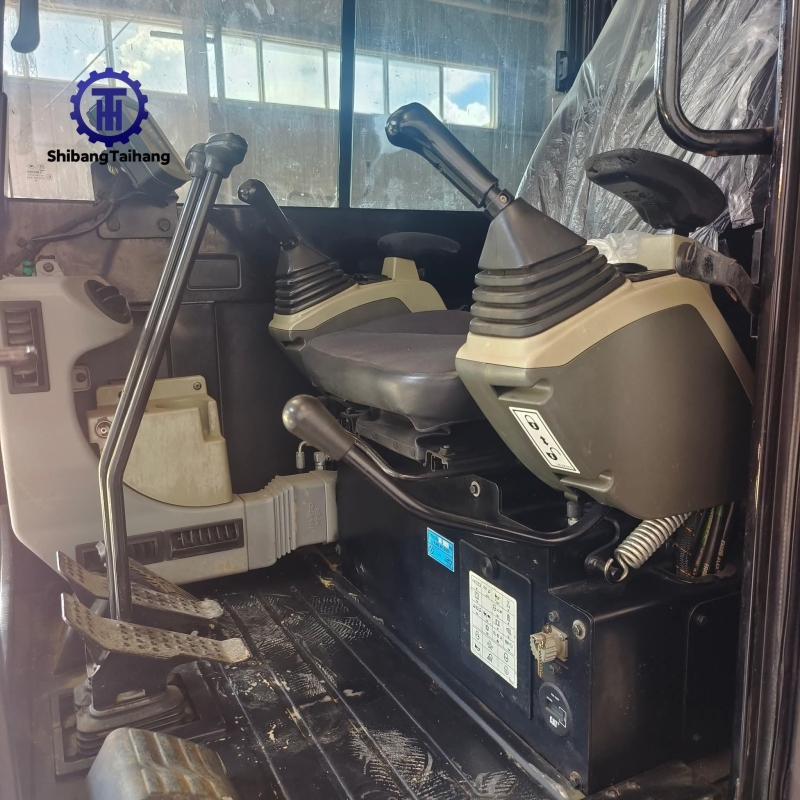 Excavadora Caterpillar 305.5 Usada en Venta 2