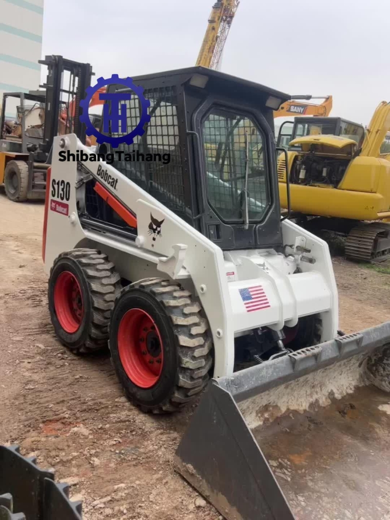Minicargadora Bobcat S130 usada en venta
