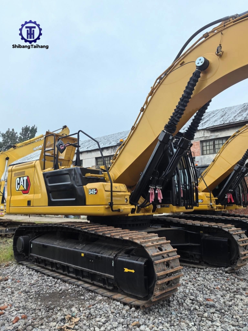 Продается б/у Caterpillar 345GC .