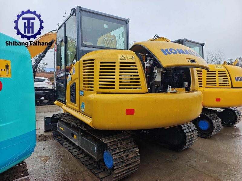 Продается б/у Komatsu 70 .