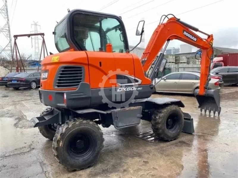 Used Doosan DX60W for sale 2