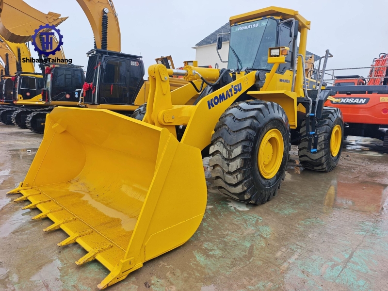 Cargador Komatsu 500 usado en venta 