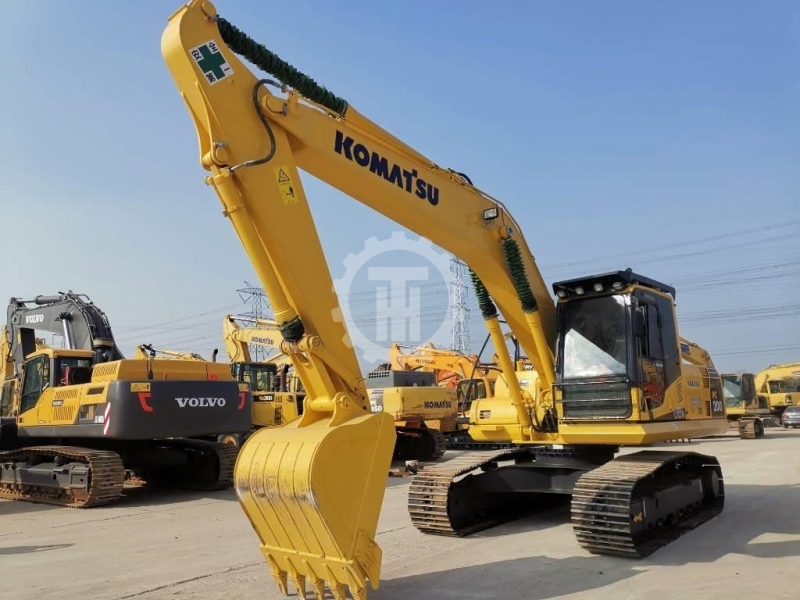 Used Komatsu PC200 for sale 4