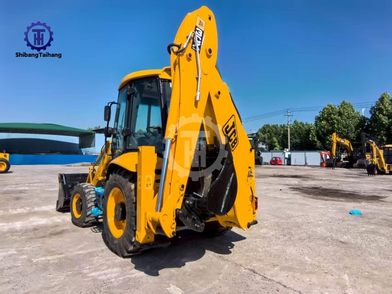 Used JCB 3CX backhoe loader for sale