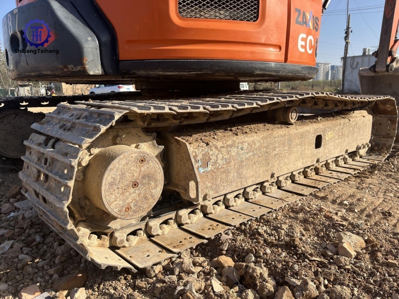 Продается б/у HItachi ZX55