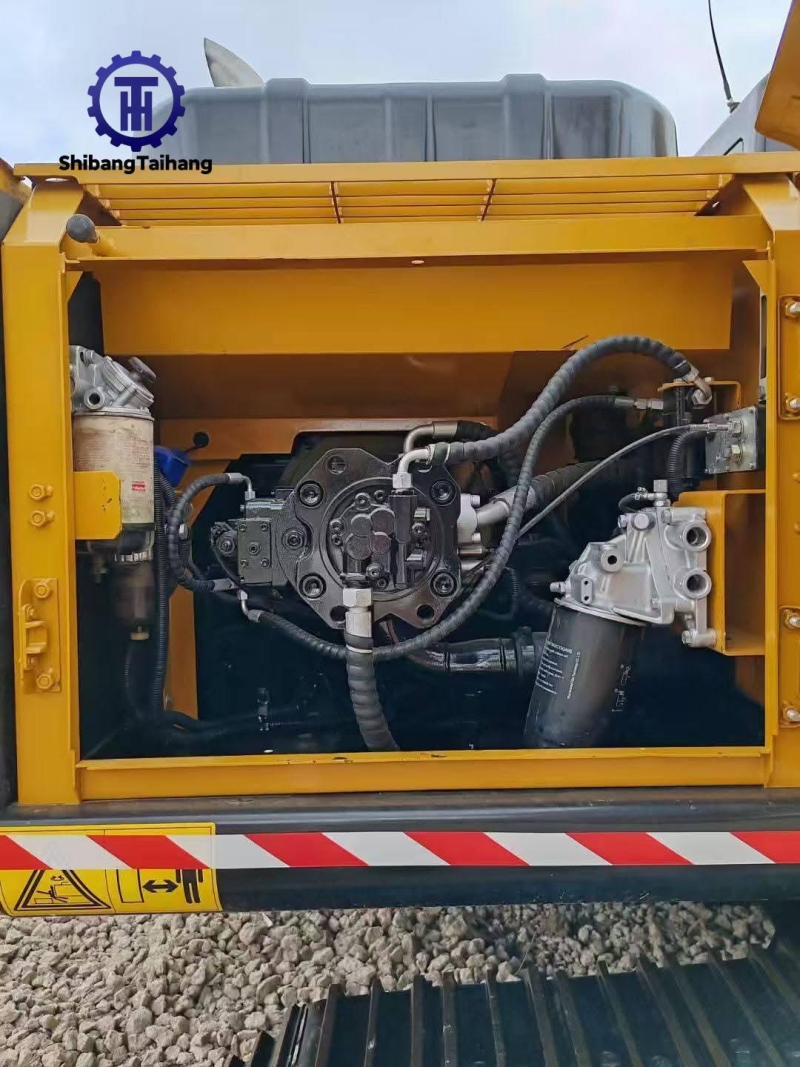 Excavadora SANY 215 Usada en venta 2