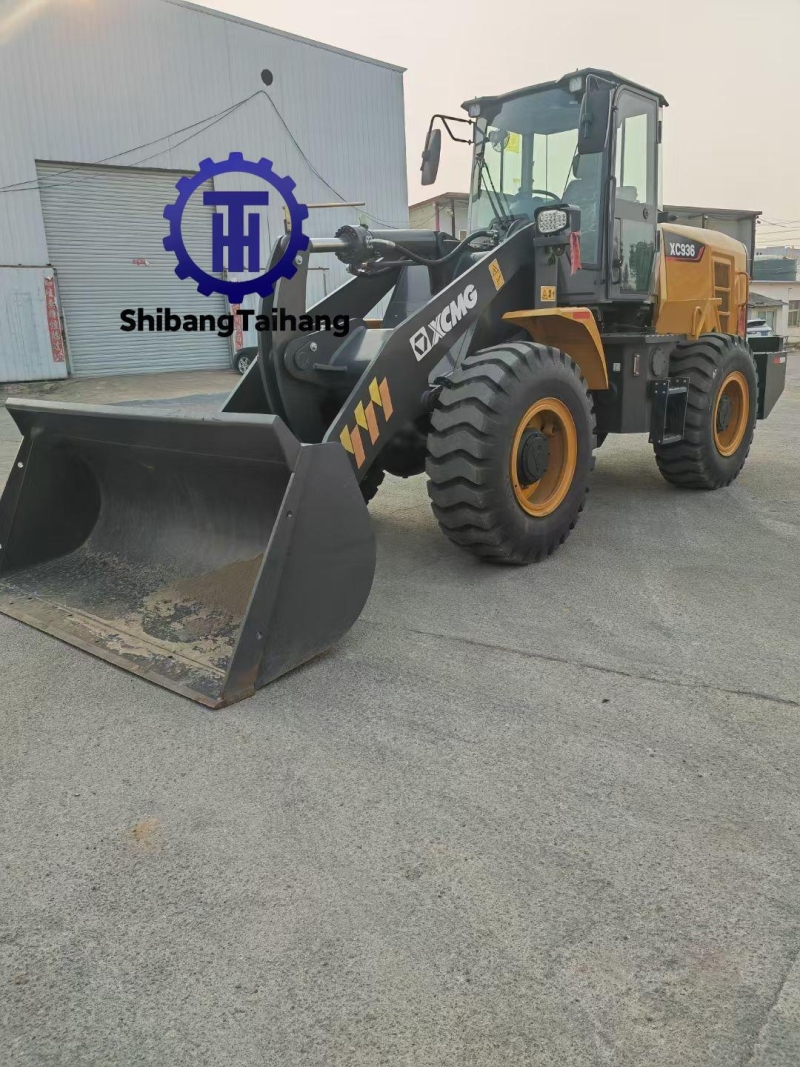 لودر عجلات XCMG 936 مستعمل