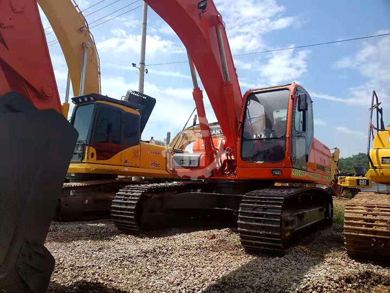 Used Doosan DX300 for sale
