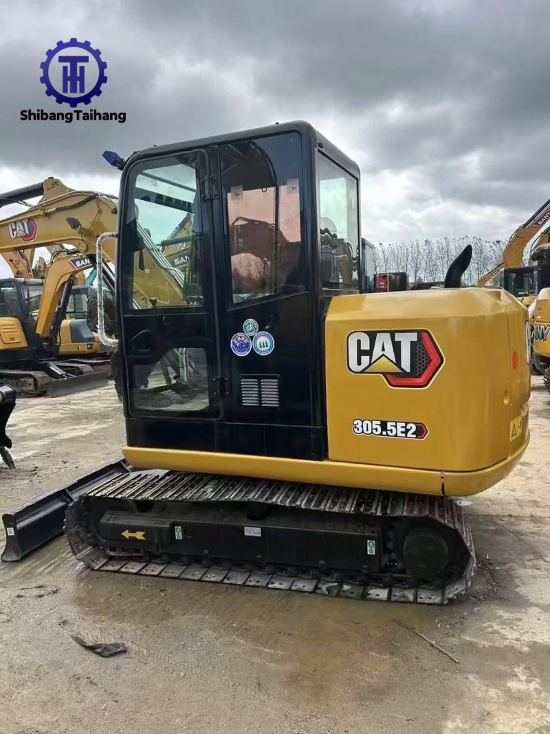 للبيع كاتربيلر 305.5 مستعمل