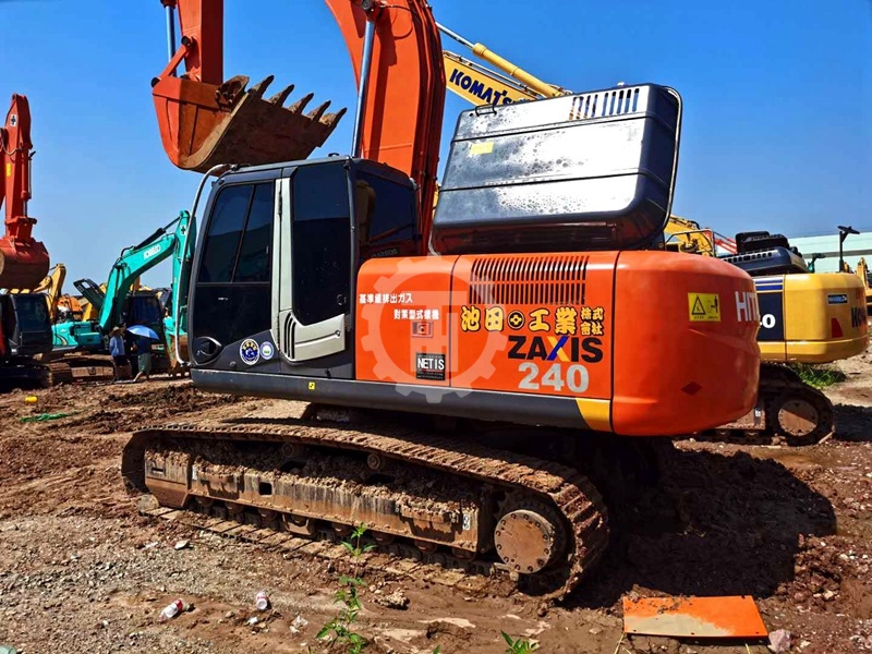 Used HITACHI ZX240 for Sale