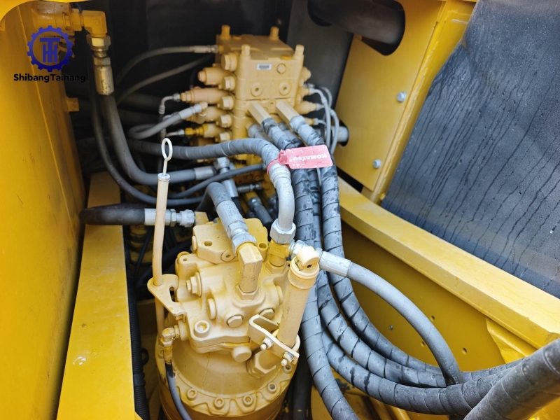 Komatsu PC160 d'occasion à vendre 