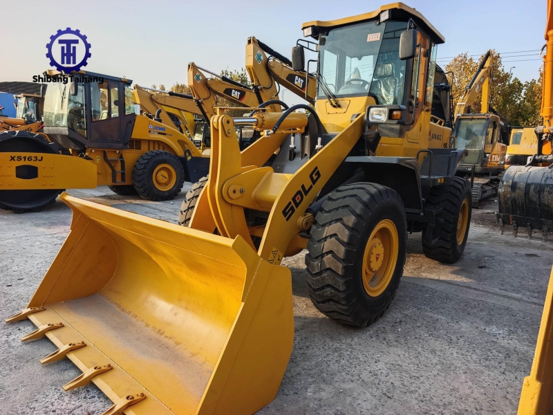 Продается б/у SDLG LG936