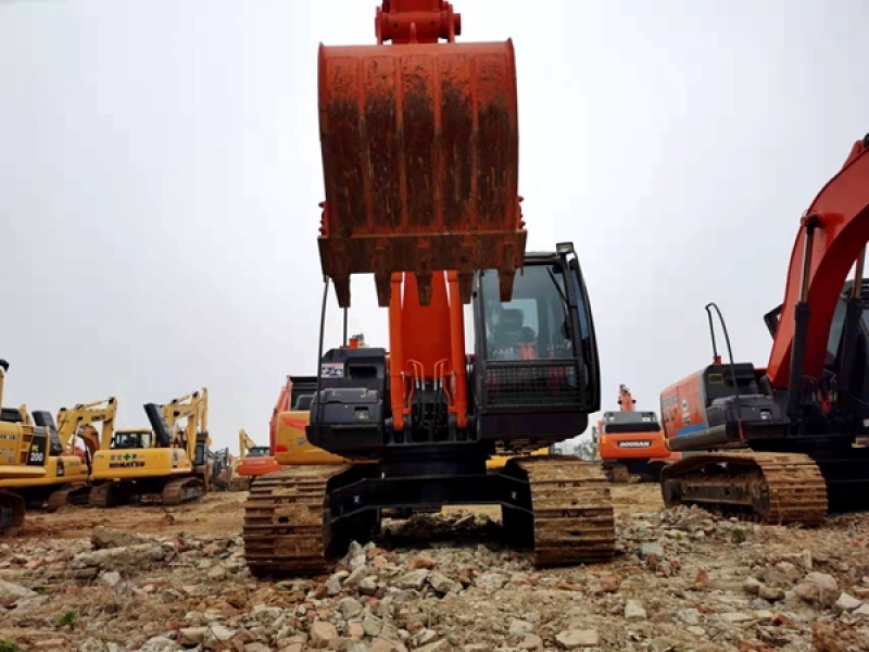 Used Hitachi ZX200 for Sale