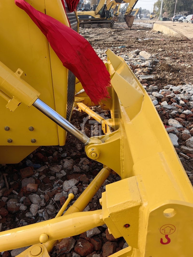 Used Shantui SD16 Bulldozer for sale 2