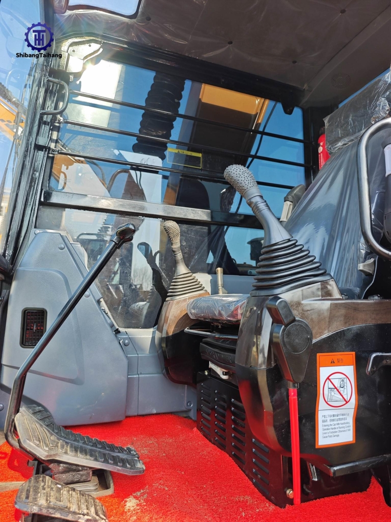 Excavadora SANY 85 Usada en venta 