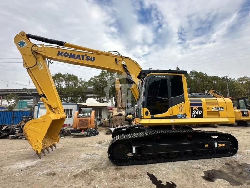 Used Komatsu PC240 for Sale