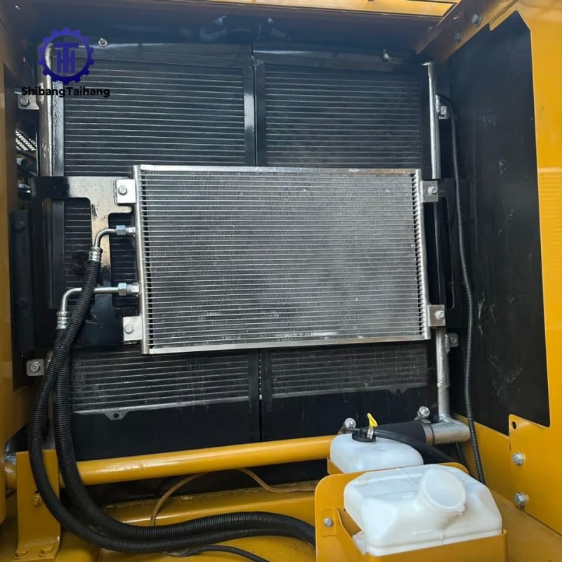 Продается б/у Caterpillar 320C.