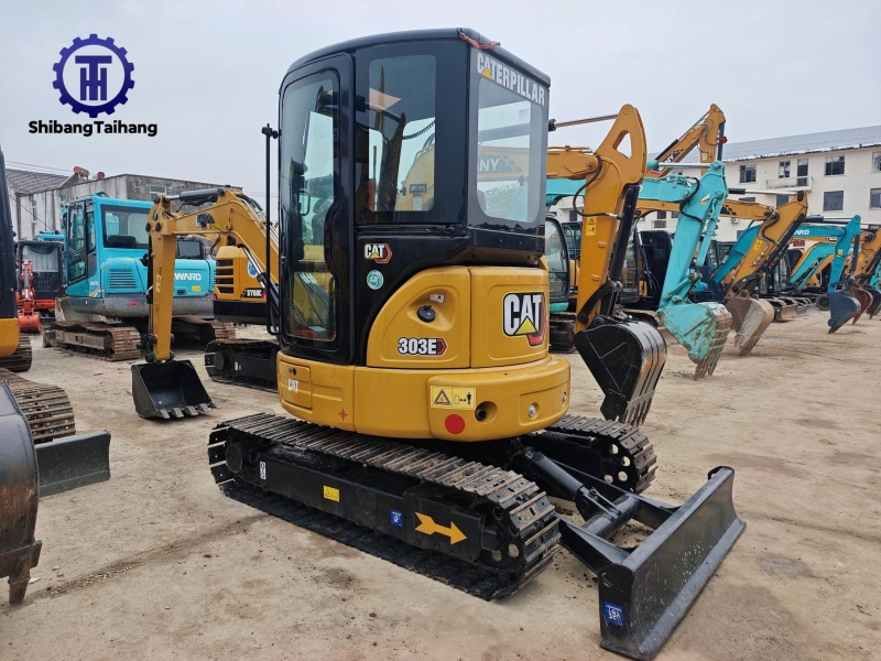 Excavadora Caterpillar 303 Usada en Venta
