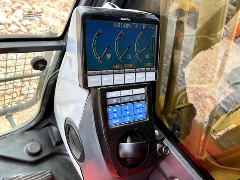 Used Komatsu PC200 for Sale