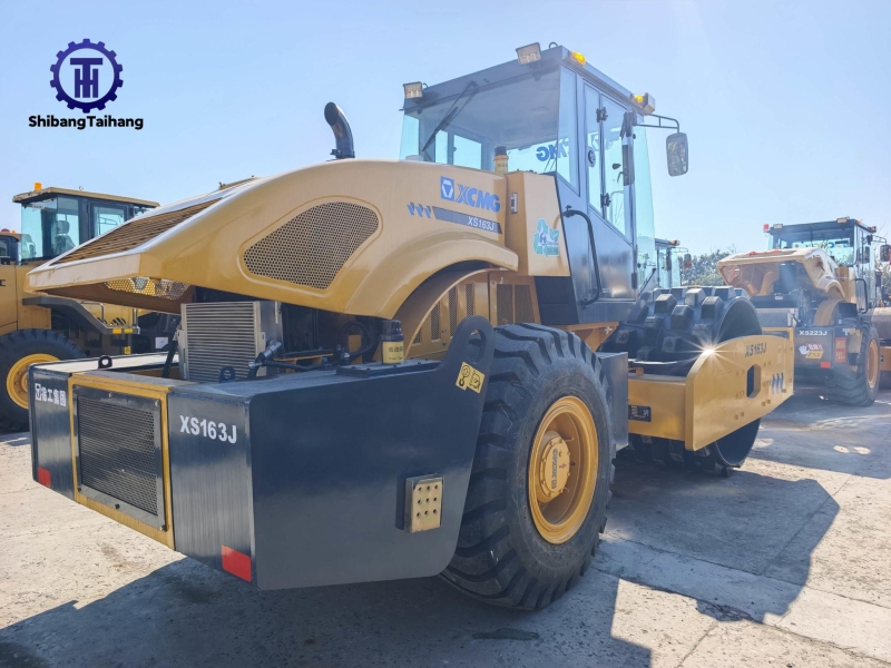 Compactador de Pata de Cabra XCMG 163 Usado en Venta