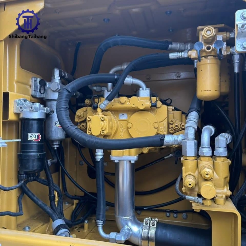 Продается б/у Caterpillar 320E