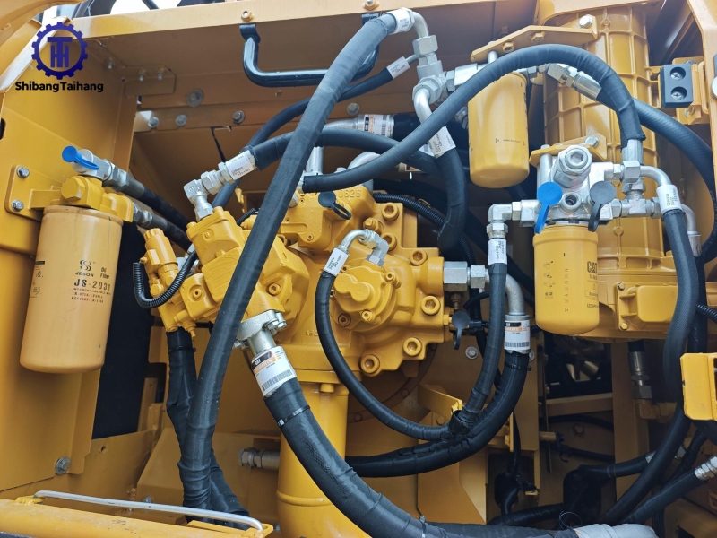 Продается б/у Caterpillar 330