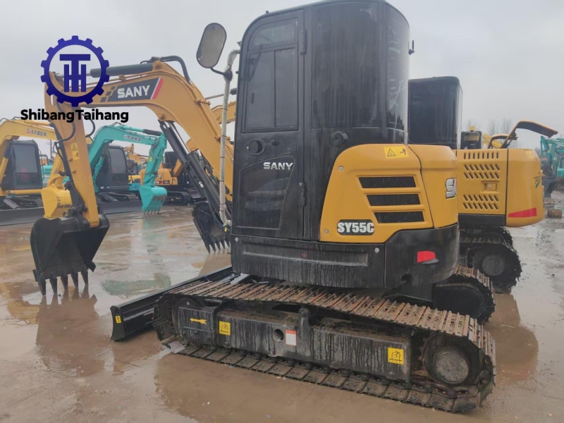 Excavadora SANY 55U Usada en venta