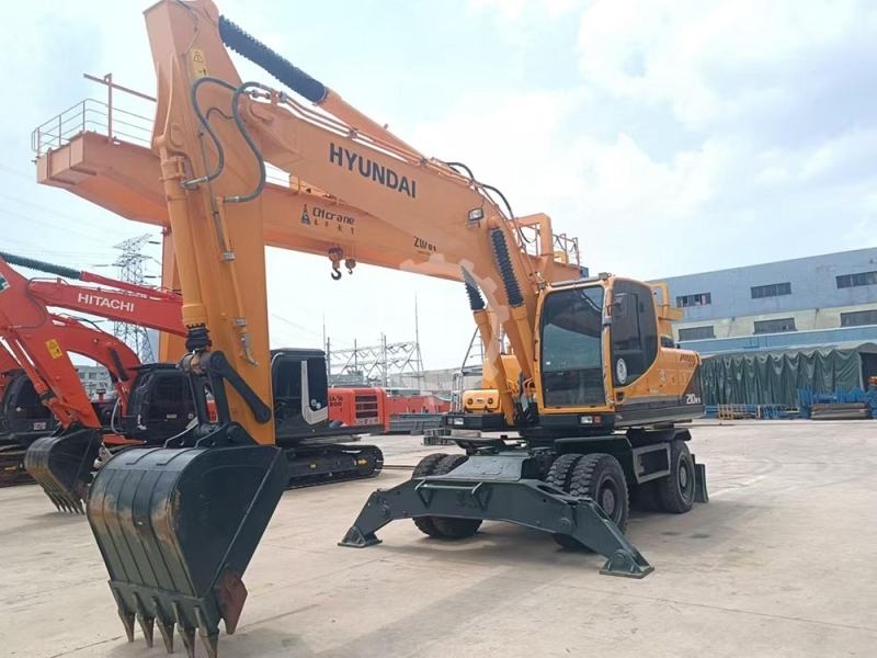 Hyundai Wheeled 210 for Sale