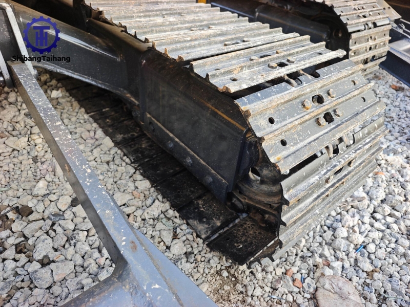 Komatsu PC56 d'occasion à vendre 2