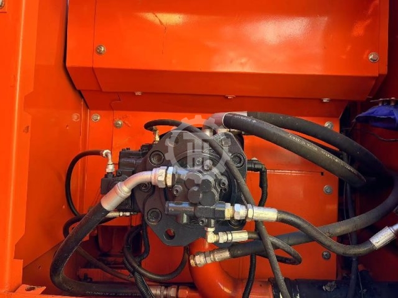 Used Doosan DX225 for sale 2